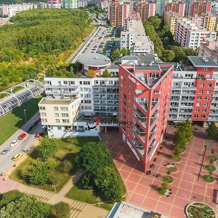 Praha 5 Barrandov- Apartman Daniela المظهر الخارجي الصورة